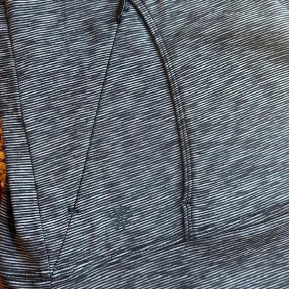 Athleta Techie Sweat Hoodie Pullover Sz L Heathered Black Cowl Neck Athleisure - Picture 8 of 12